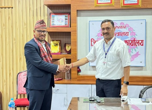 जिल्ला प्रशासन कार्यालय, कैलालीमा सहायक प्रमुख जिल्ला अधिकारी खडानन्द खत्रीको स्वागत कार्यक्रम