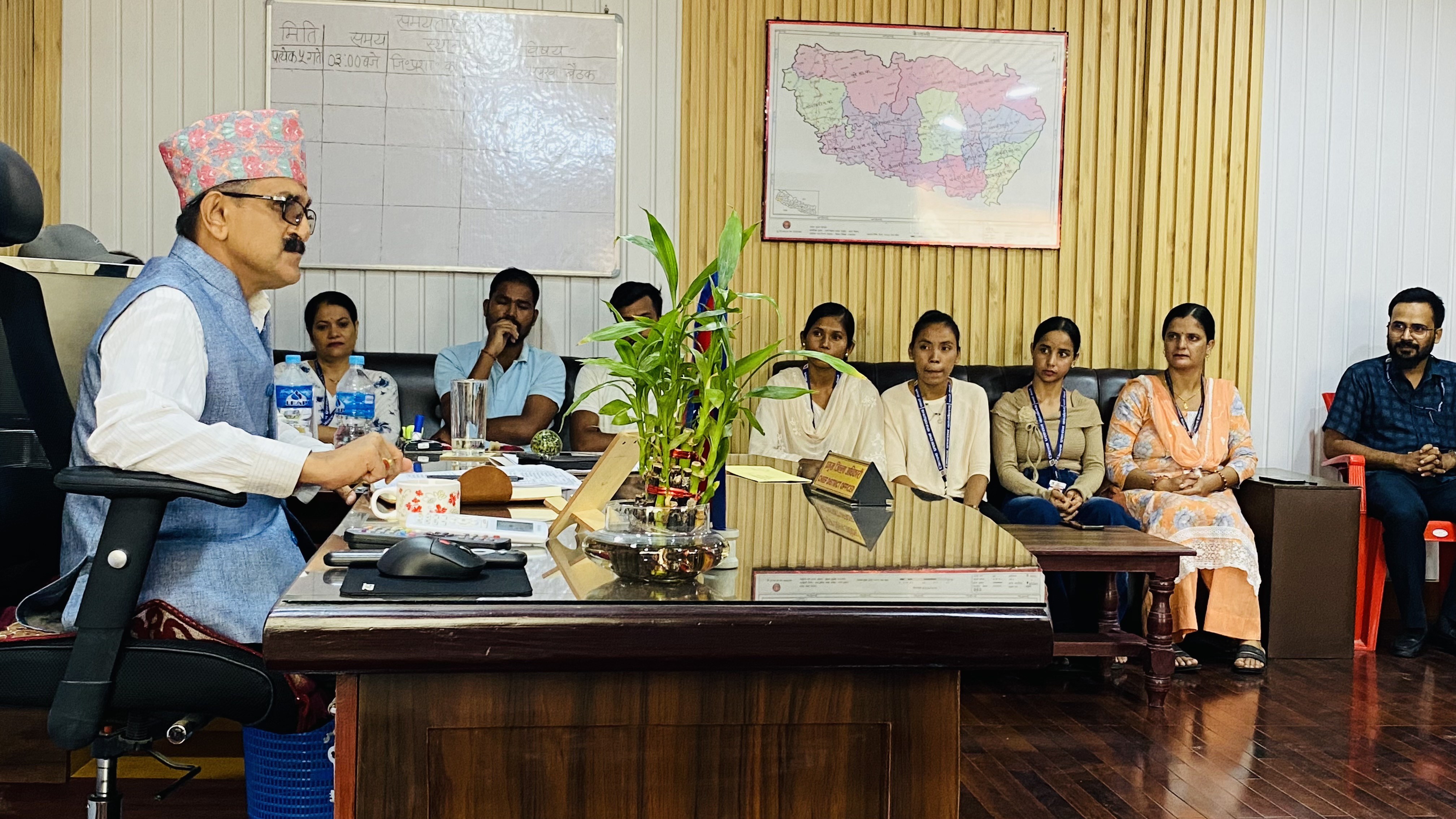 प्र.जि.अ. कृष्णप्रसाद लम्साल ज्यूको स्वागत